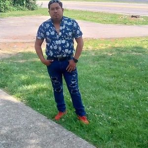 Meet your Posher, Jesús antonio